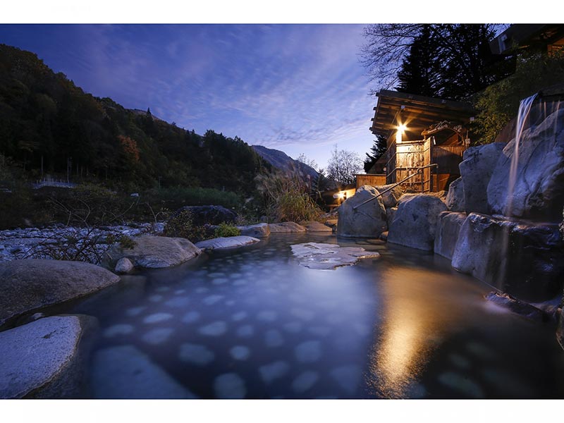 槍見の湯 槍見館