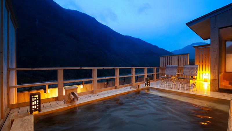 奥飛騨温泉郷 新穂高温泉 雪紫